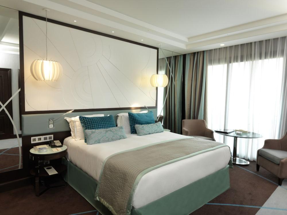 โซฟิเทล เบรุต เลอ กาเบรียล Hotel ภายนอก รูปภาพ