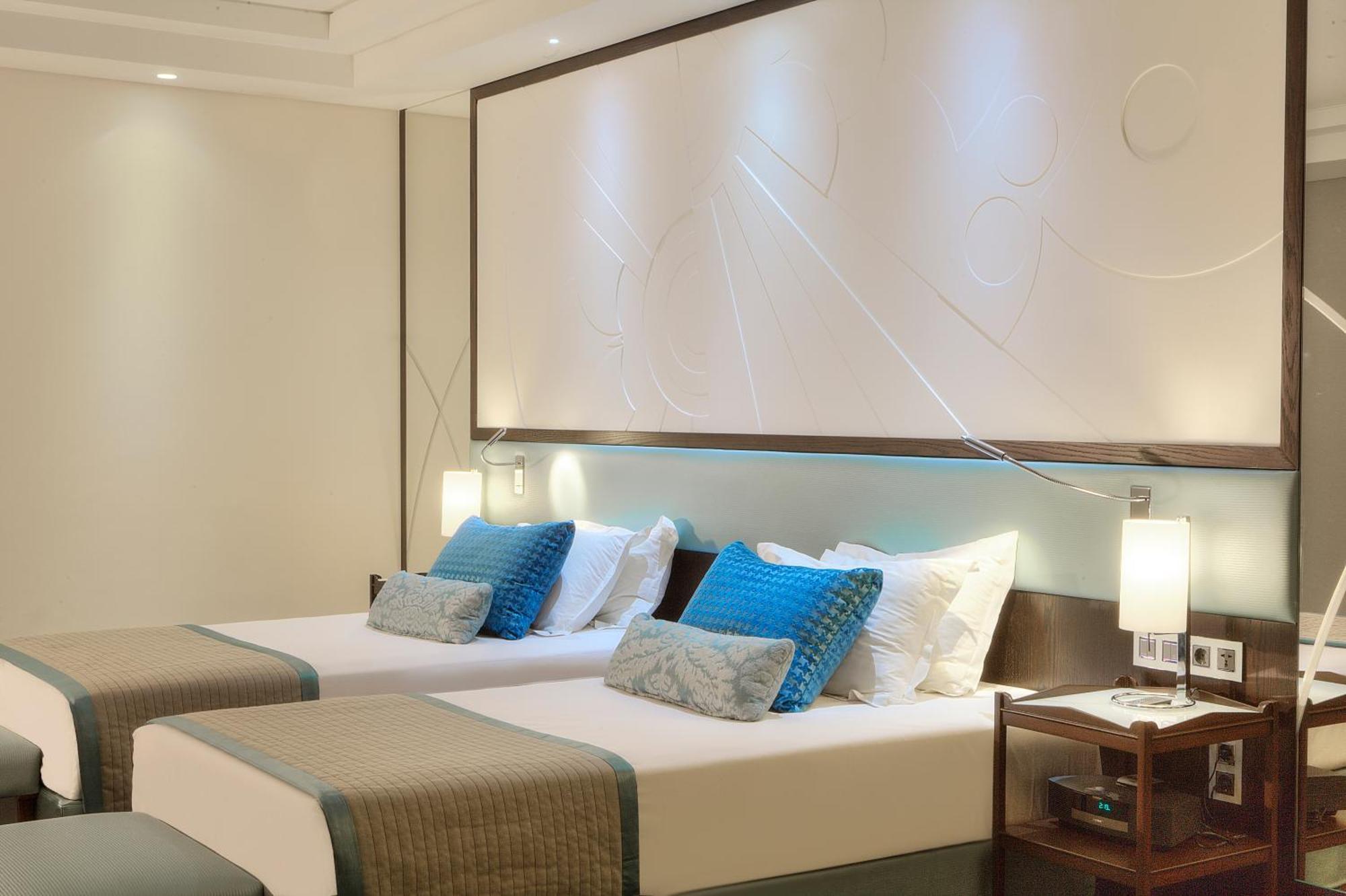 โซฟิเทล เบรุต เลอ กาเบรียล Hotel ภายนอก รูปภาพ